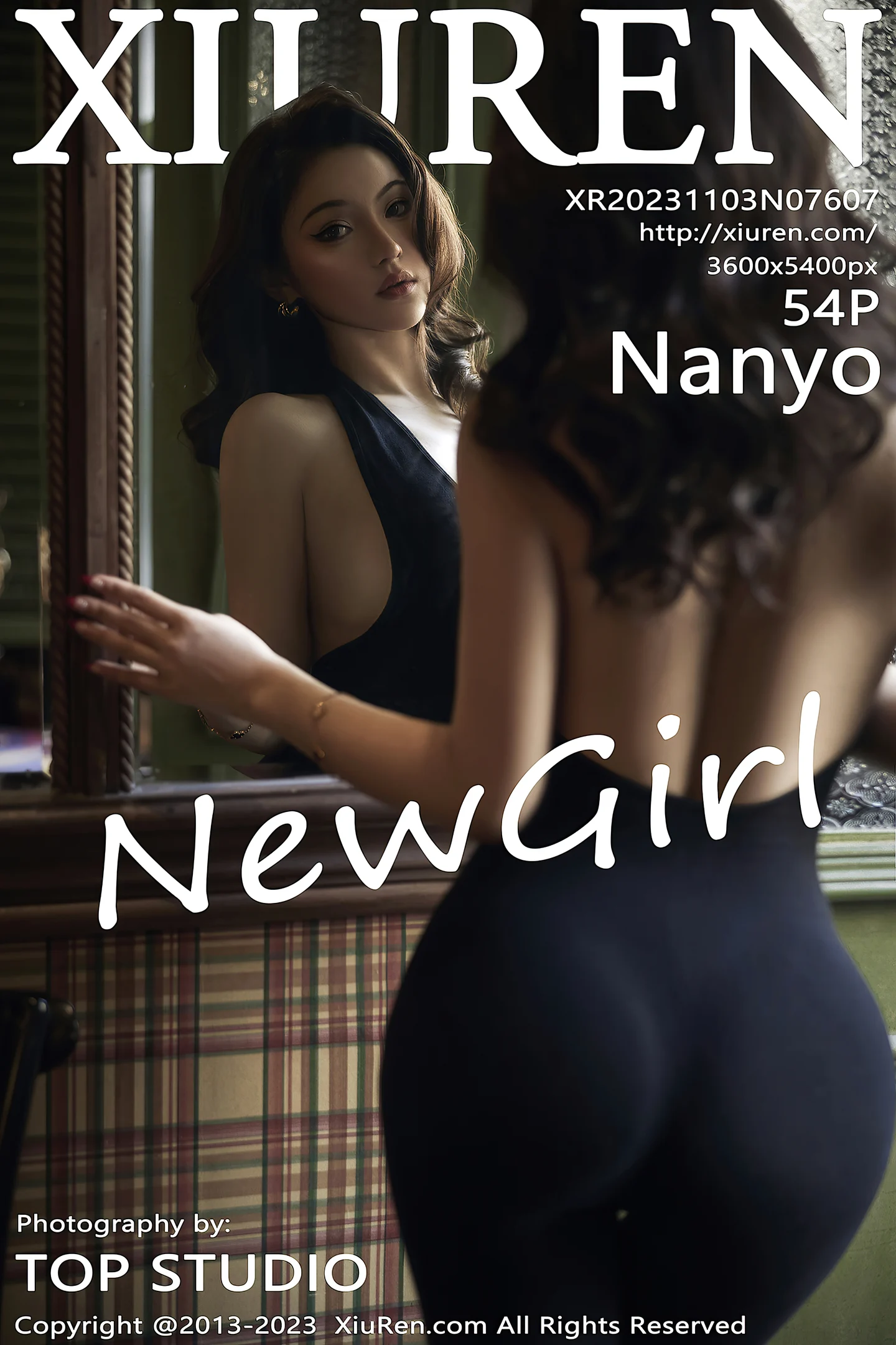 [XiuRen秀人网]VOL.7607 新人模特Nanyo黑色露背连衣裙配黑丝渔网秀曼妙身姿诱惑写真54P-秀人网官方网站